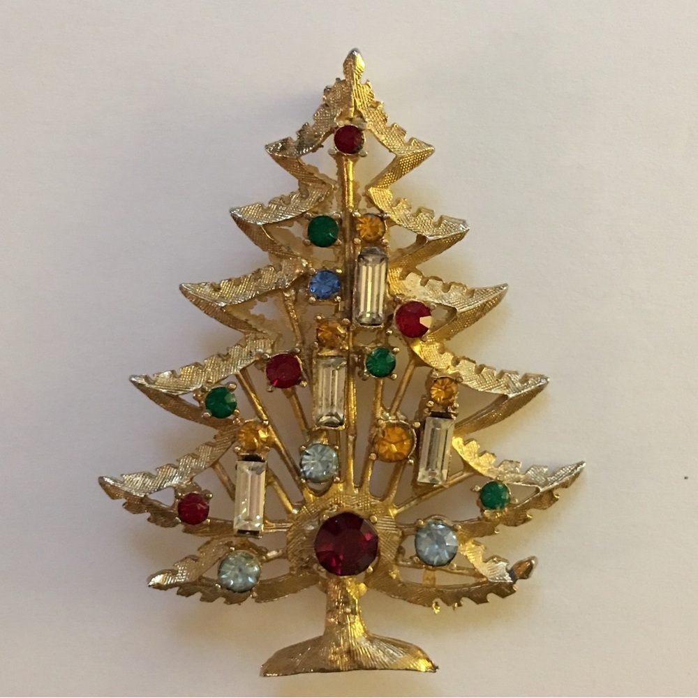 Christmas Tree Brooch Gold Tone Pin 2 1/2” Tall